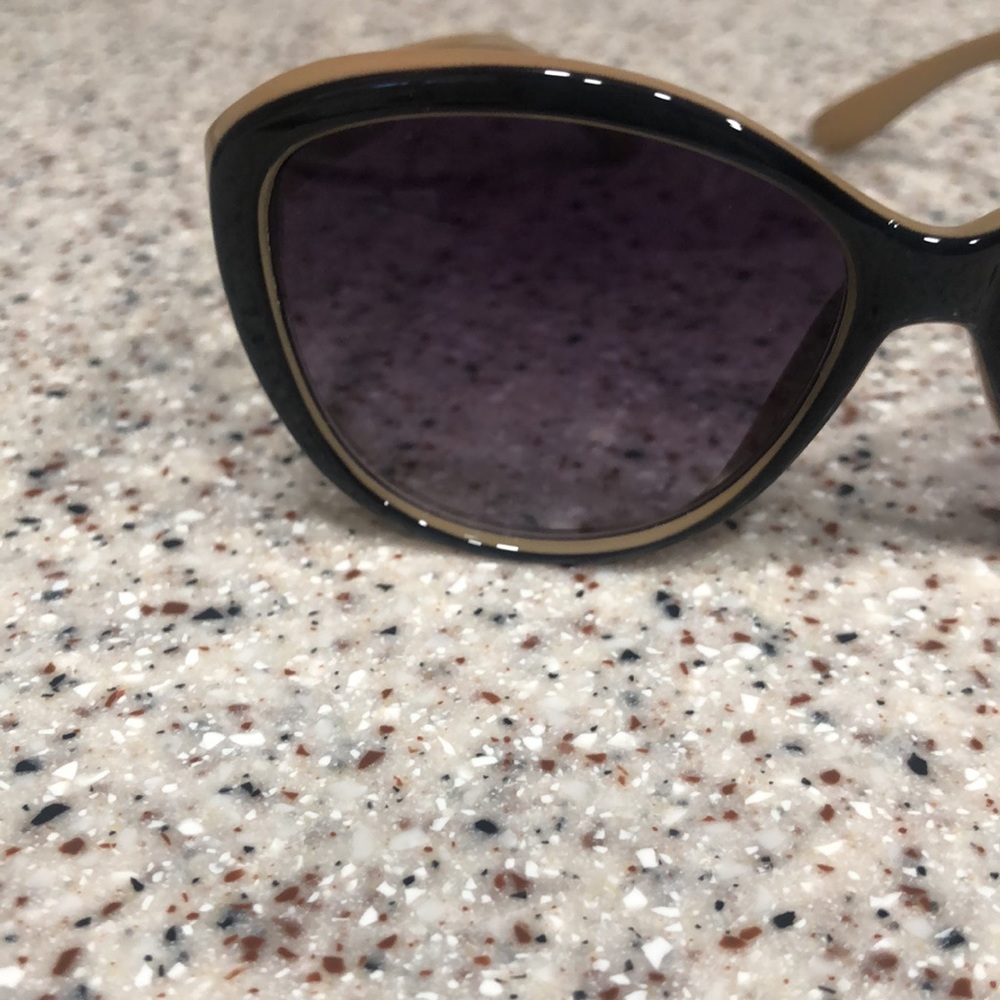 Sunglasses two tone - Picture 5 of 5